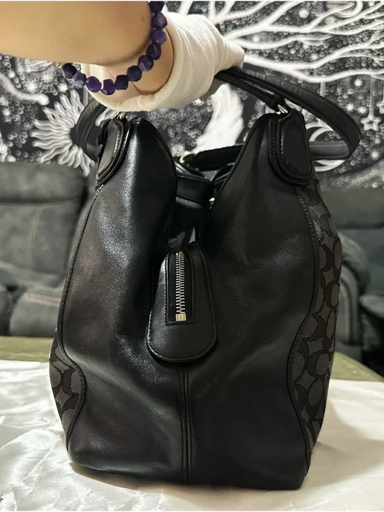 Vintage style Coach soho Shoulder Bag Black and Charcoal Signature Hobo Bag - Picture 14 of 17